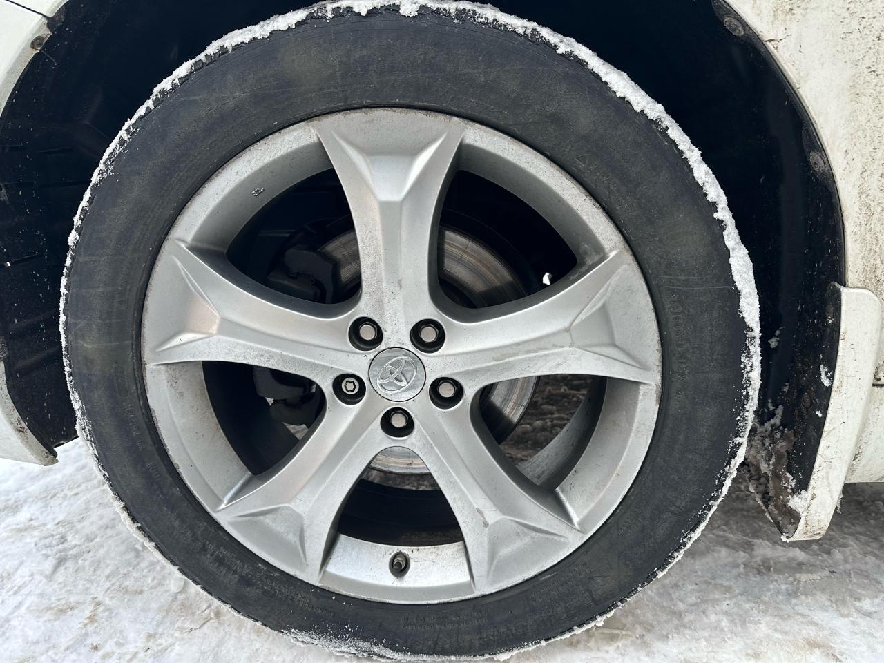 2014 Toyota Venza LIMITED AWD Photo3