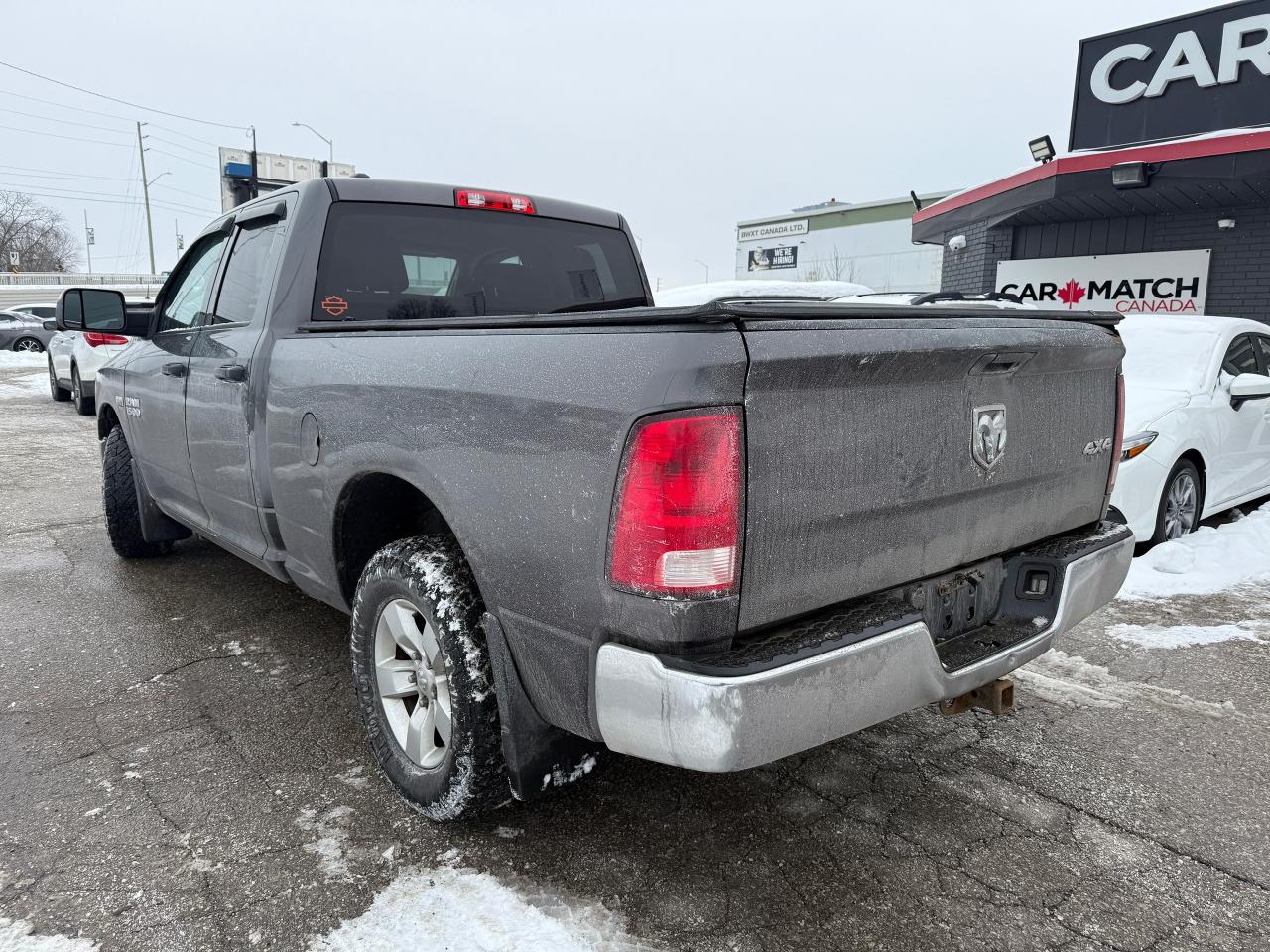 2015 RAM 1500 ST / 4X4 / EXT CAB / SHORT BOX / AS-IS Photo2