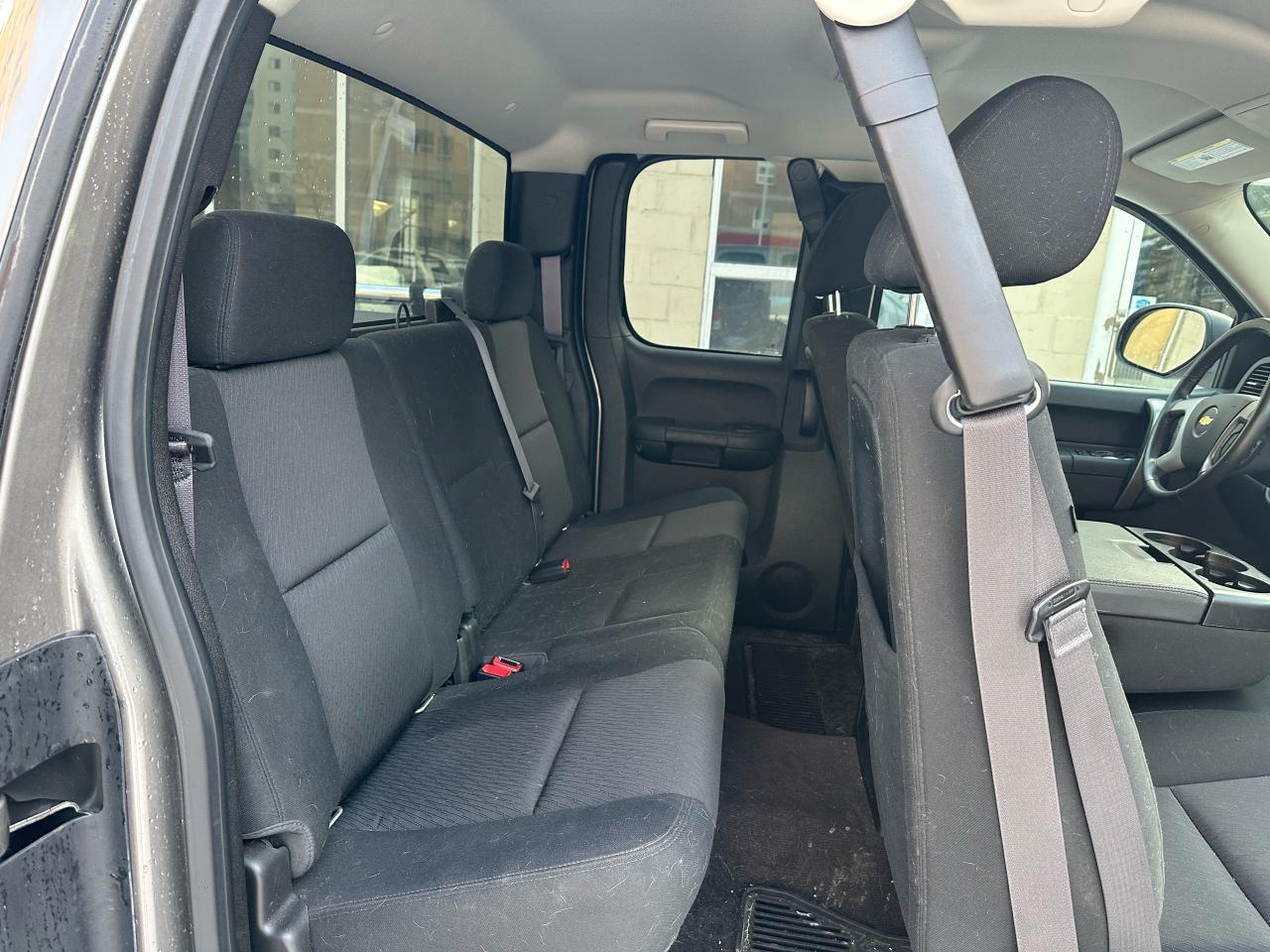 2013 Chevrolet Silverado 1500 2WD Ext Cab 143.5" LT Photo