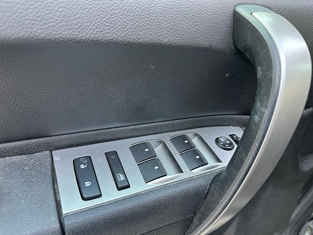 2013 Chevrolet Silverado 1500 2WD Ext Cab 143.5" LT Photo