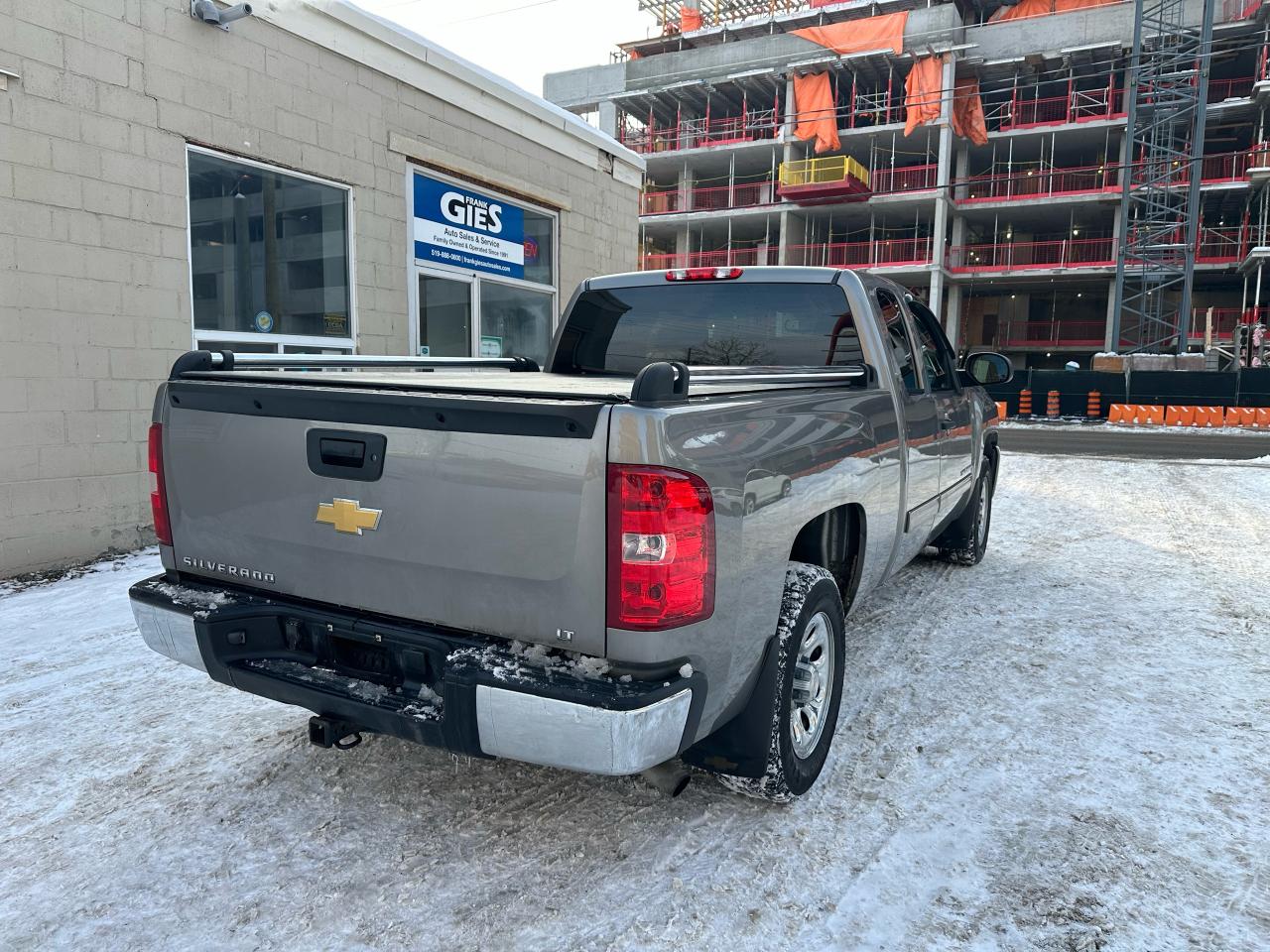 2013 Chevrolet Silverado 1500 2WD Ext Cab 143.5" LT Photo3