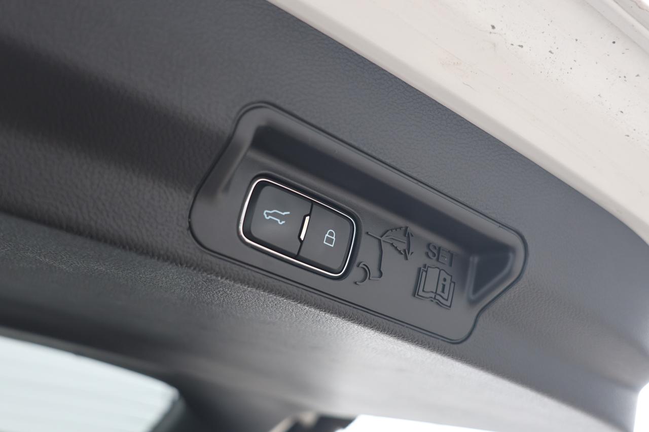 2020 Ford Explorer Platinum 4WD - PANO|NAVI|CAMERA|MASSAGE|BLINDSPOT Photo