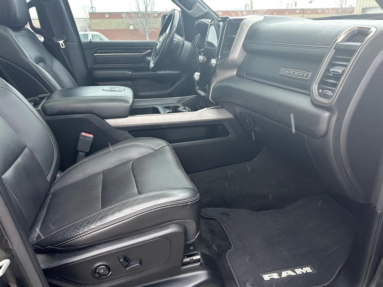 2019 RAM 1500 SPORT Photo