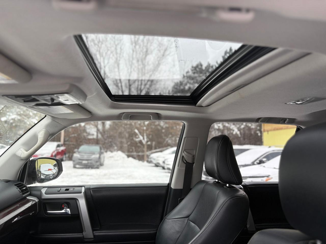 2016 Toyota 4Runner LIMITED, SAFETY CERTIFIED,NO ACCIDENT HISTORY, Photo