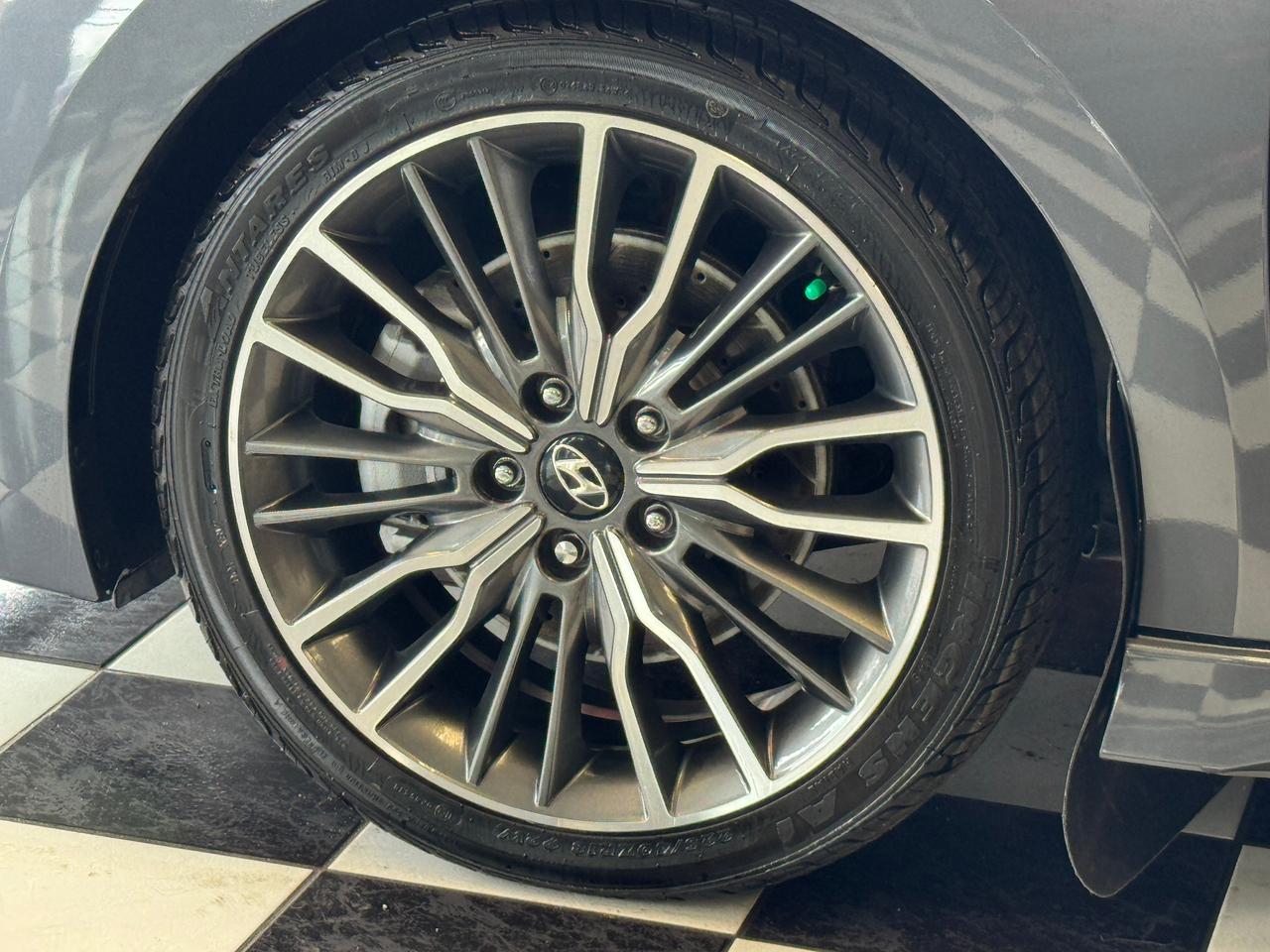 2017 Hyundai Elantra SPORT Turbo DCT+CAM+Roof+Leather+ACCIDENT FREE Photo