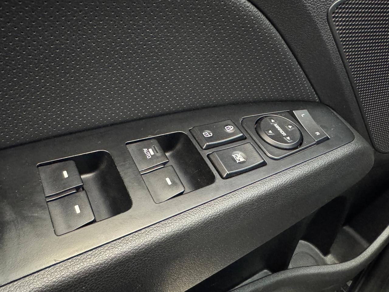 2017 Hyundai Elantra SPORT Turbo DCT+CAM+Roof+Leather+ACCIDENT FREE Photo