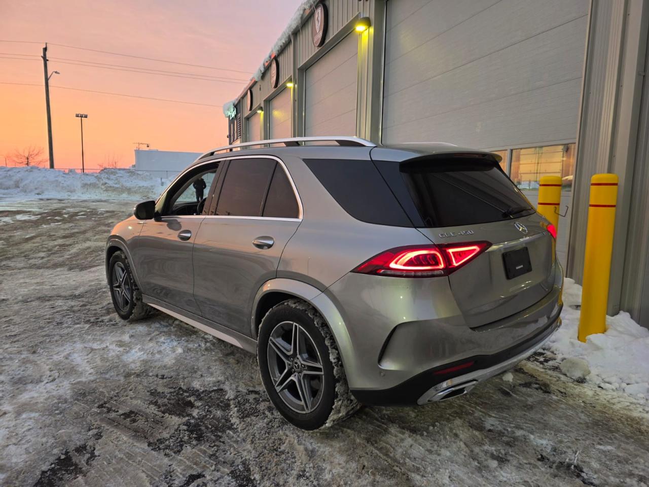 2022 Mercedes-Benz GLE GLE450 4MATIC - AMGPKG|PANO|NAVI|360CAM|BURMESTER Photo2