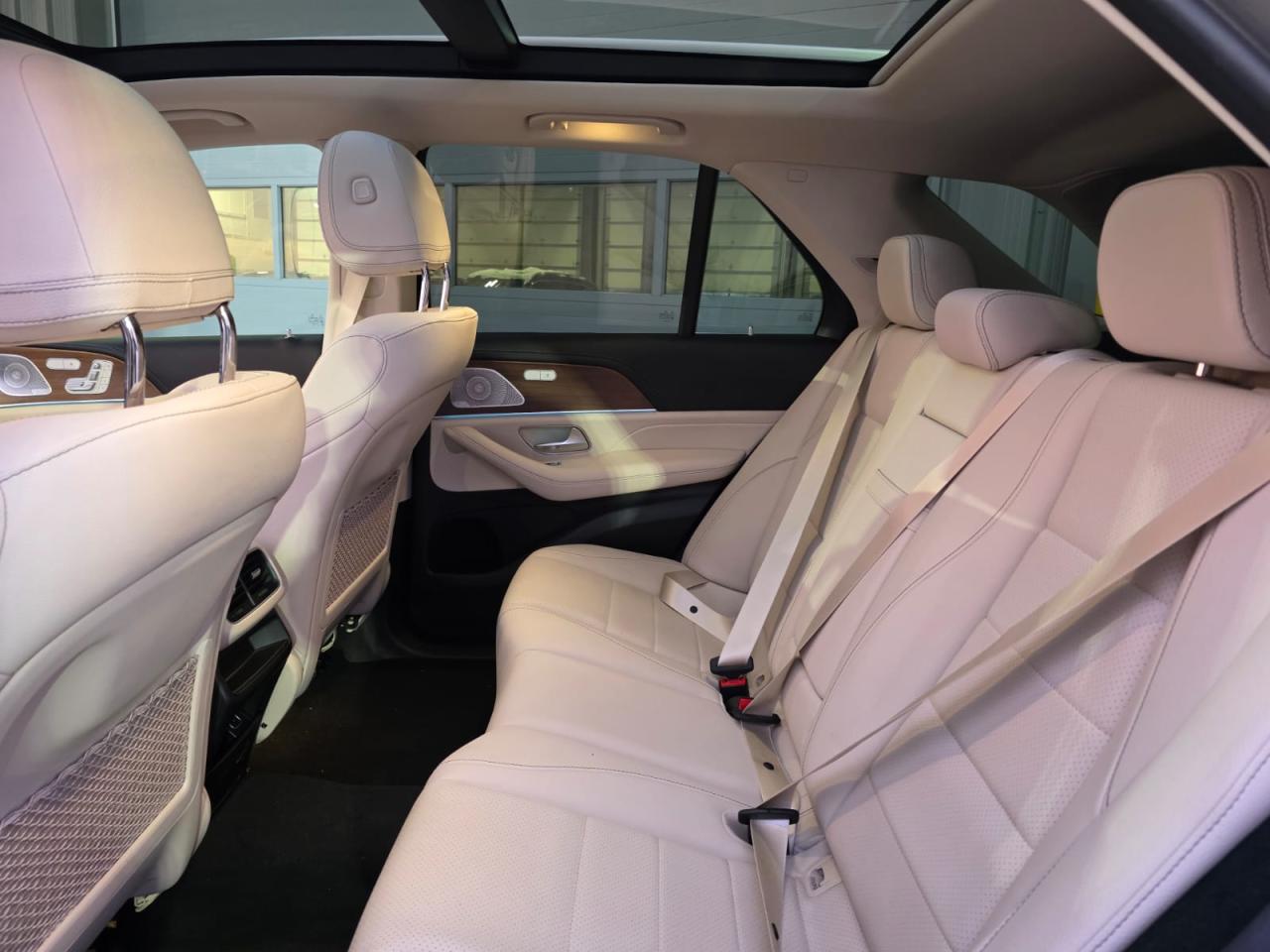 2022 Mercedes-Benz GLE GLE450 4MATIC - AMGPKG|PANO|NAVI|360CAM|BURMESTER Photo