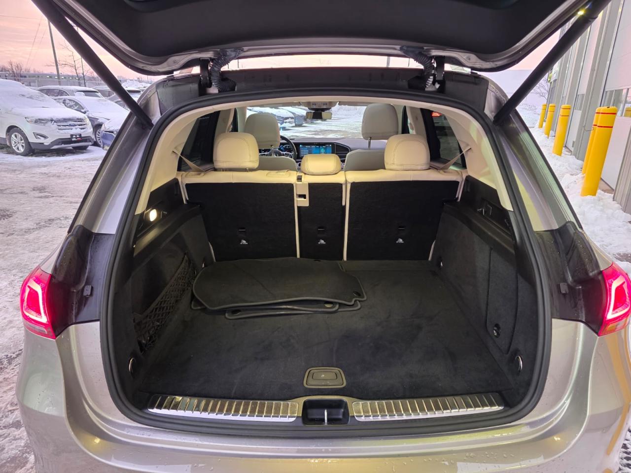 2022 Mercedes-Benz GLE GLE450 4MATIC - AMGPKG|PANO|NAVI|360CAM|BURMESTER Photo