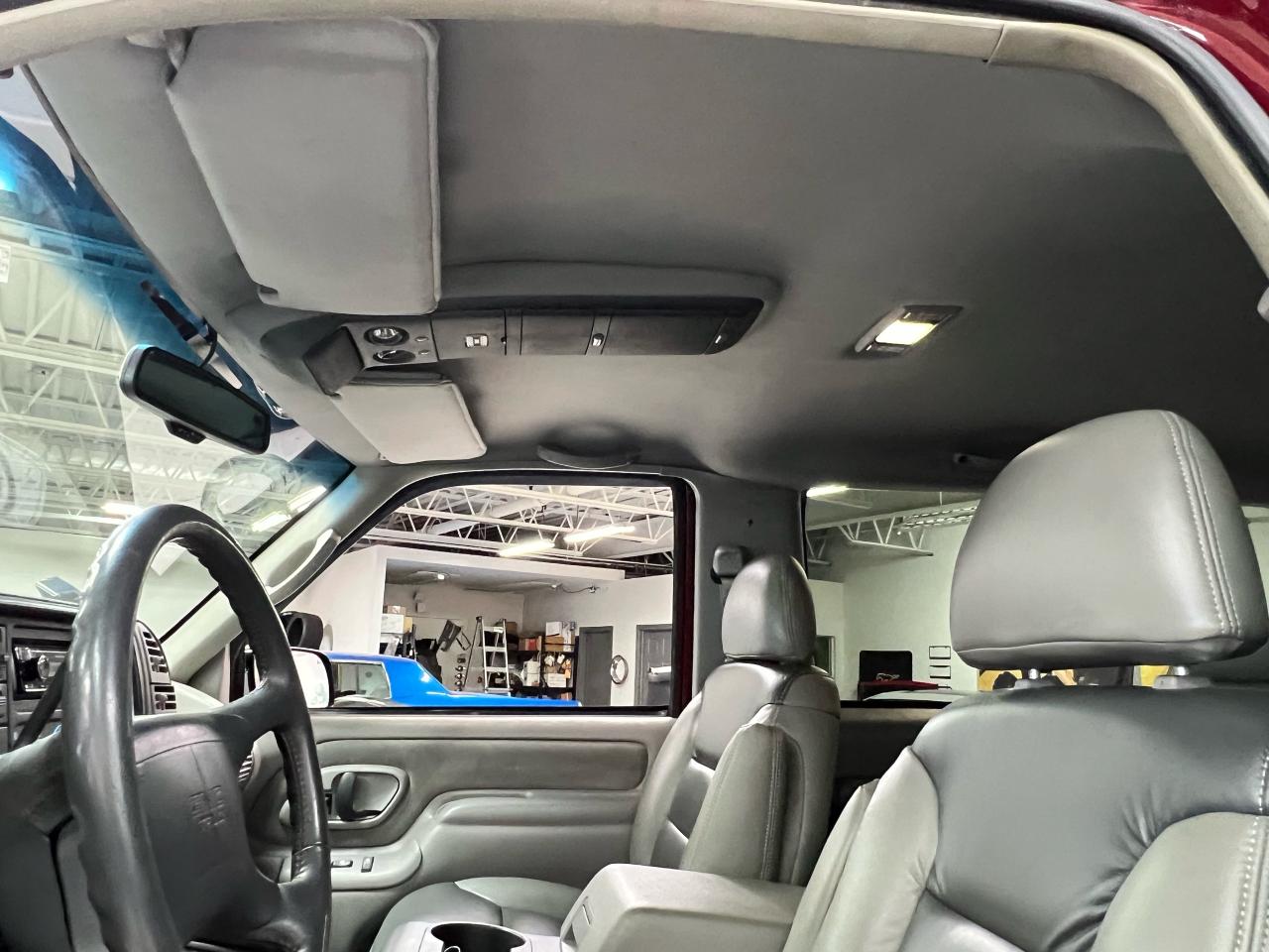 1996 GMC Yukon SLT 6.0 LS FRAME OFF Resto-Mod Photo