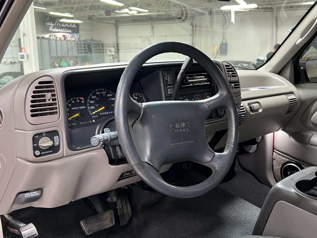 1996 GMC Yukon SLT 6.0 LS FRAME OFF Resto-Mod Photo