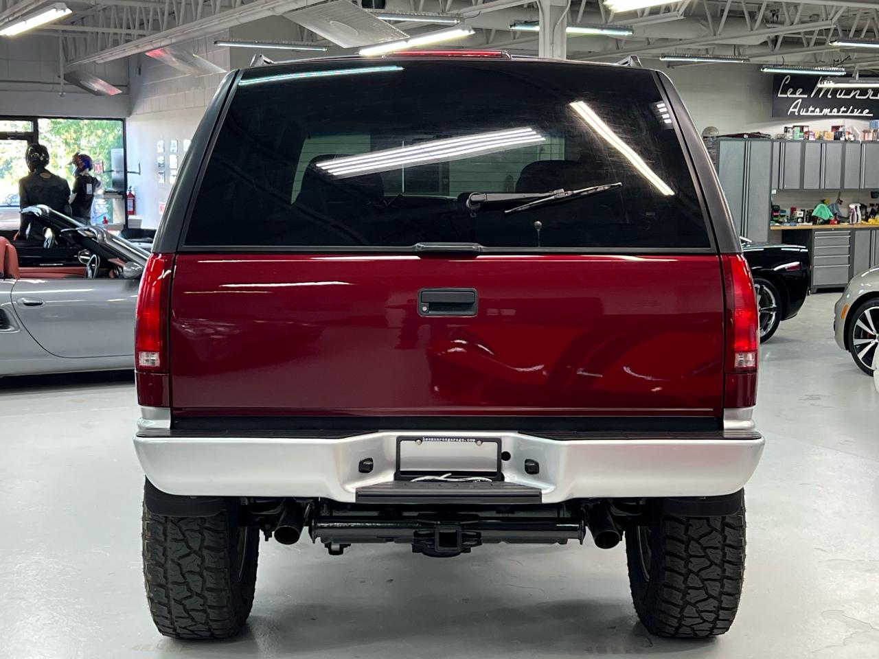 1996 GMC Yukon SLT 6.0 LS FRAME OFF Resto-Mod Photo