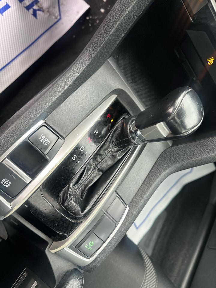 2019 Honda Civic Sport Photo