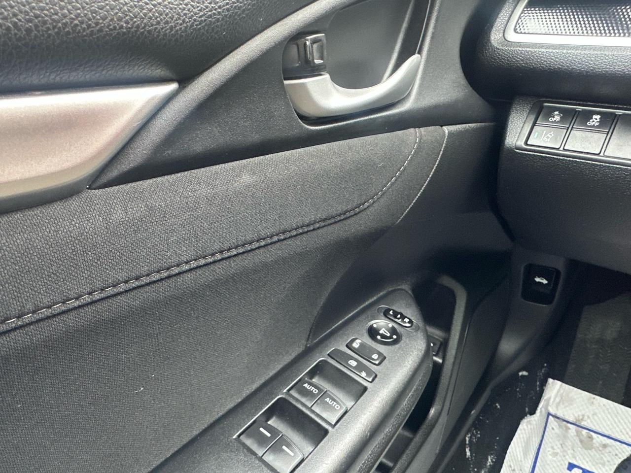 2019 Honda Civic Sport Photo