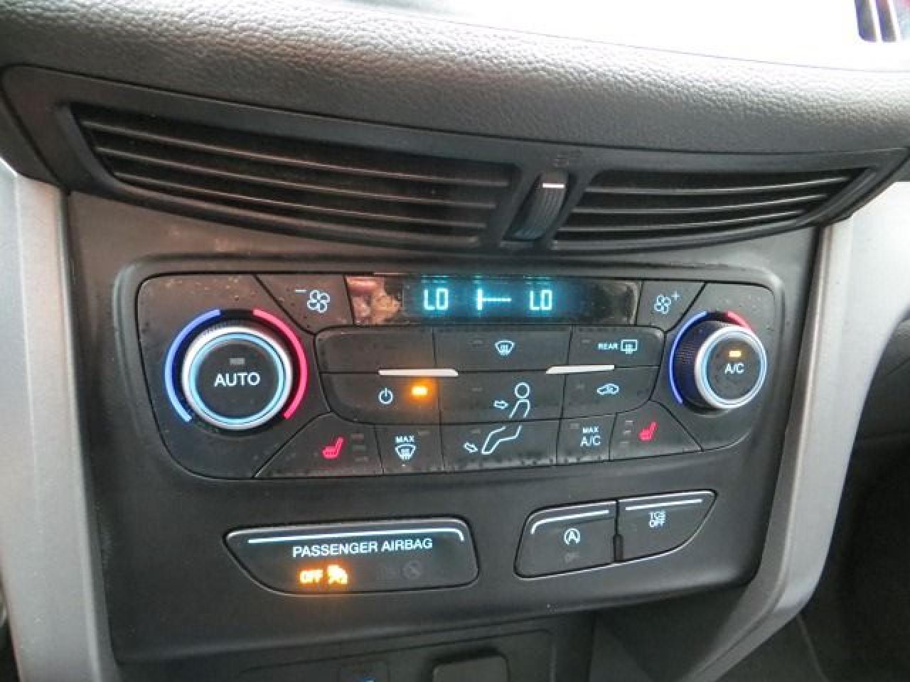 2018 Ford Escape CERTIFIED, 4WD, HEATED SEATS, REAR CAMERA, B-TOOTH Photo