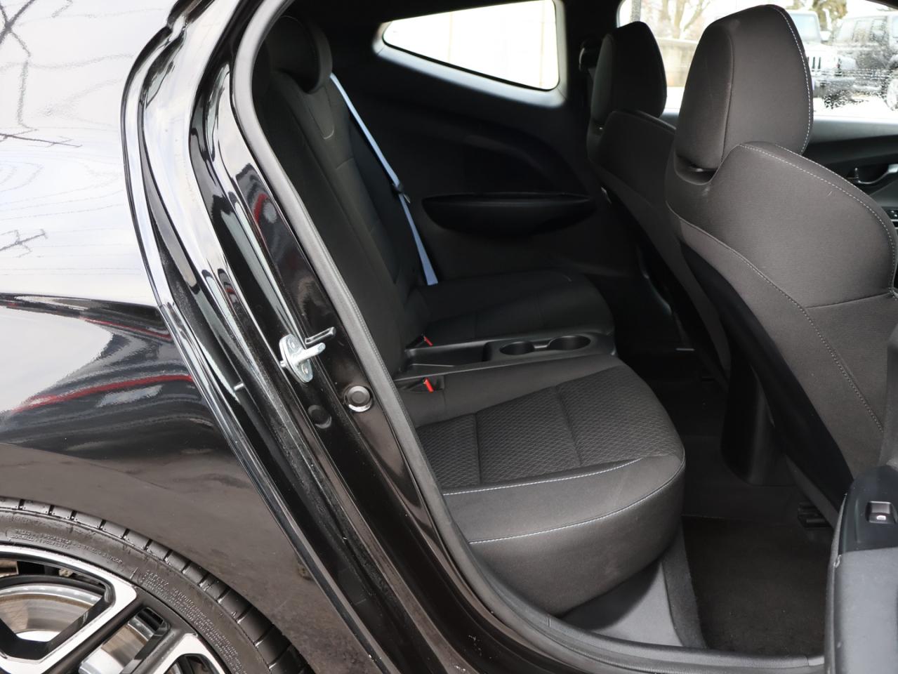 2020 Hyundai Veloster N 2.0 TURBO CERTIFIED *ACCIDENT FREE**LOW KMS* CAMERA BLUETOOTH HEATED SEATS CRUISE ALLOYS Photo