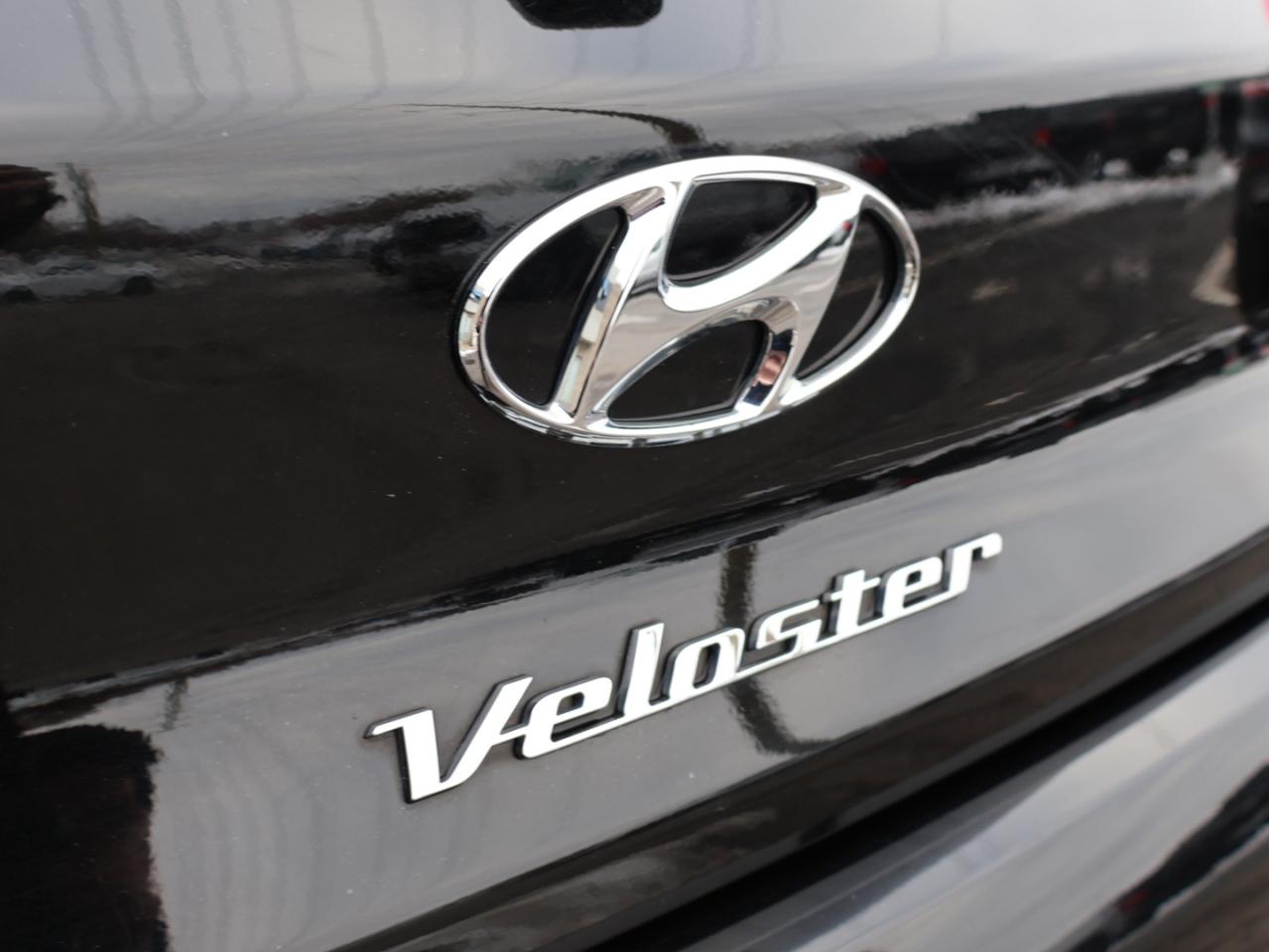 2020 Hyundai Veloster N 2.0 TURBO CERTIFIED *ACCIDENT FREE**LOW KMS* CAMERA BLUETOOTH HEATED SEATS CRUISE ALLOYS Photo