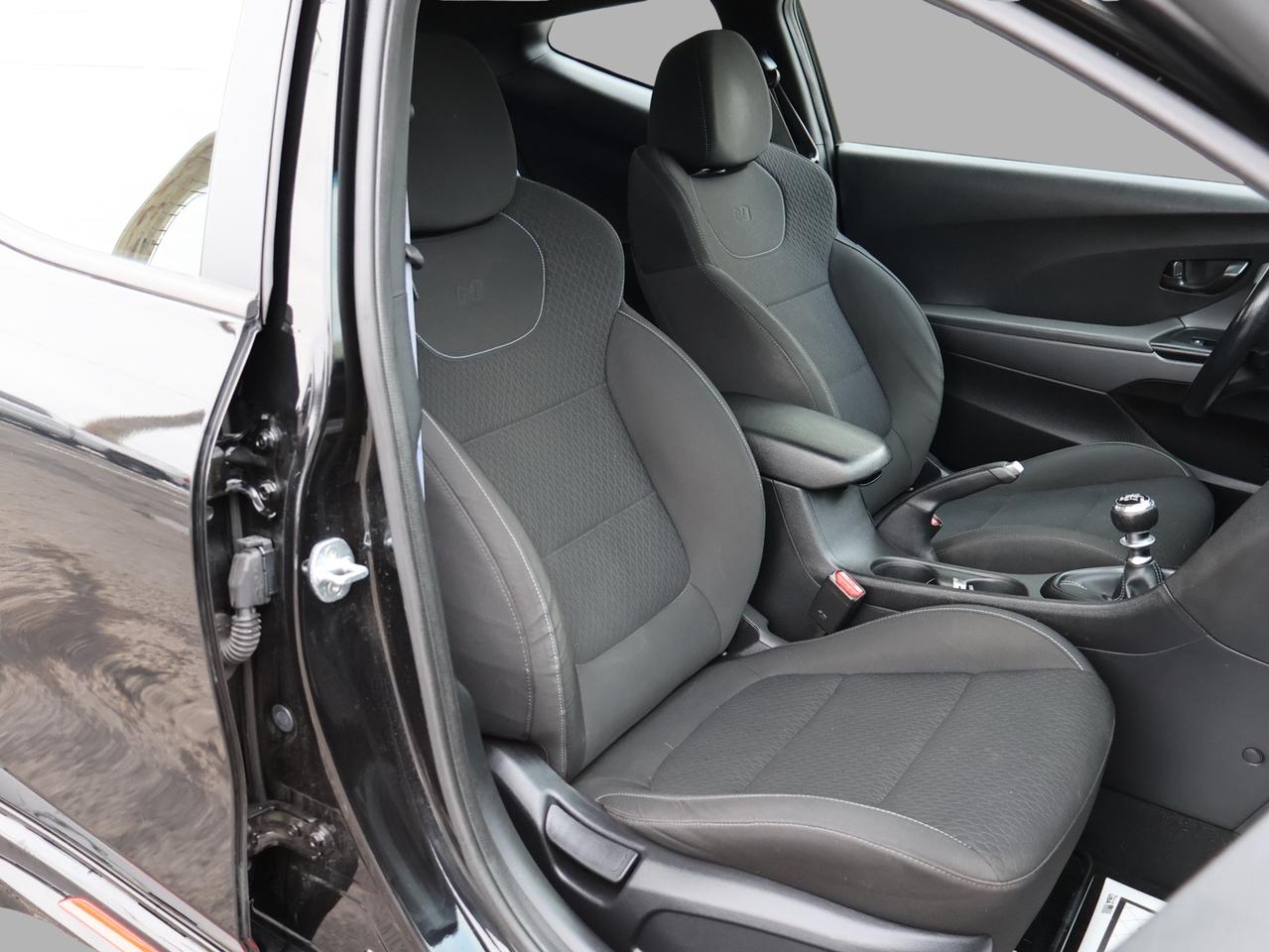 2020 Hyundai Veloster N 2.0 TURBO CERTIFIED *ACCIDENT FREE**LOW KMS* CAMERA BLUETOOTH HEATED SEATS CRUISE ALLOYS Photo