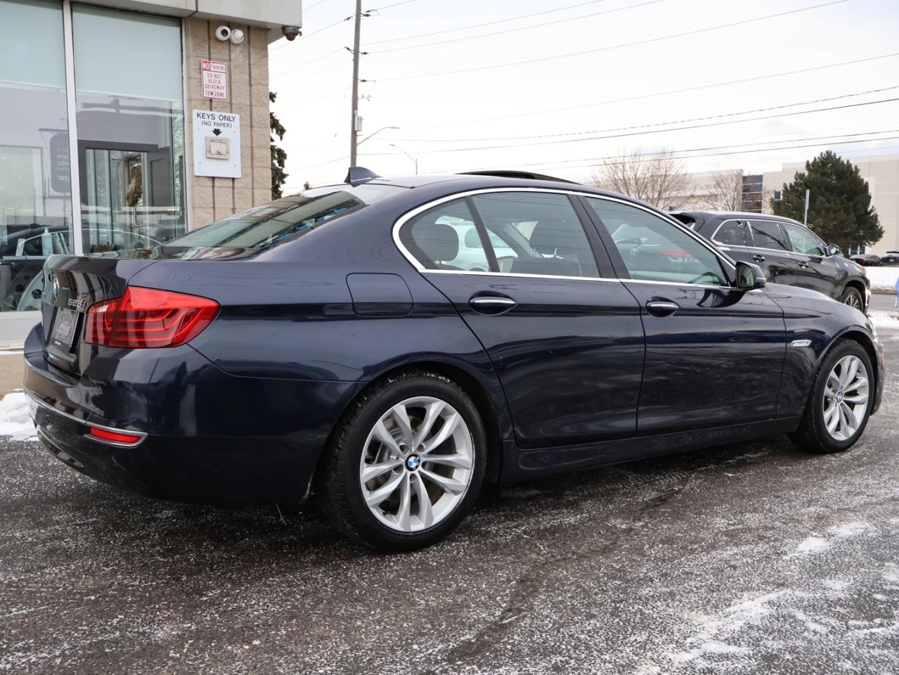 2016 BMW 5 Series 528i XDRIVE CERTIFIED NAV BLUETOOTH LEATHER HEATED SEATS SUNROOF CRUISE ALLOYS Photo
