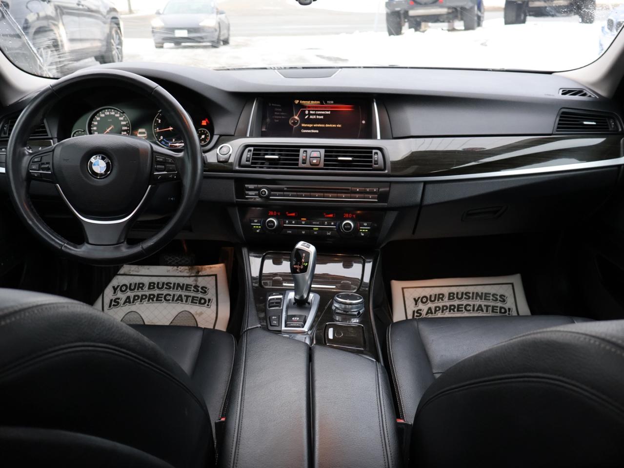 2016 BMW 5 Series 528i XDRIVE CERTIFIED NAV BLUETOOTH LEATHER HEATED SEATS SUNROOF CRUISE ALLOYS Photo