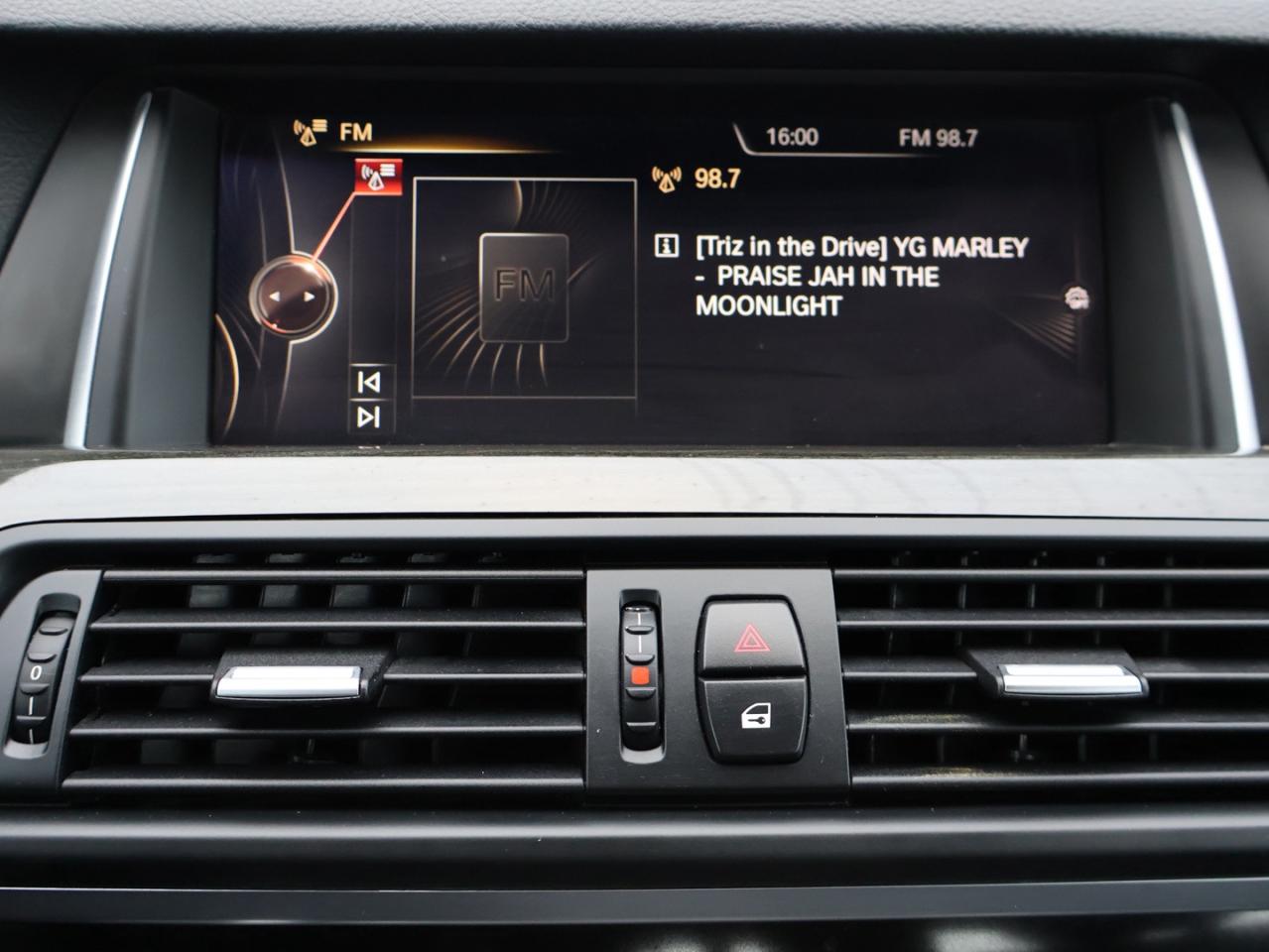 2016 BMW 5 Series 528i XDRIVE CERTIFIED NAV BLUETOOTH LEATHER HEATED SEATS SUNROOF CRUISE ALLOYS Photo