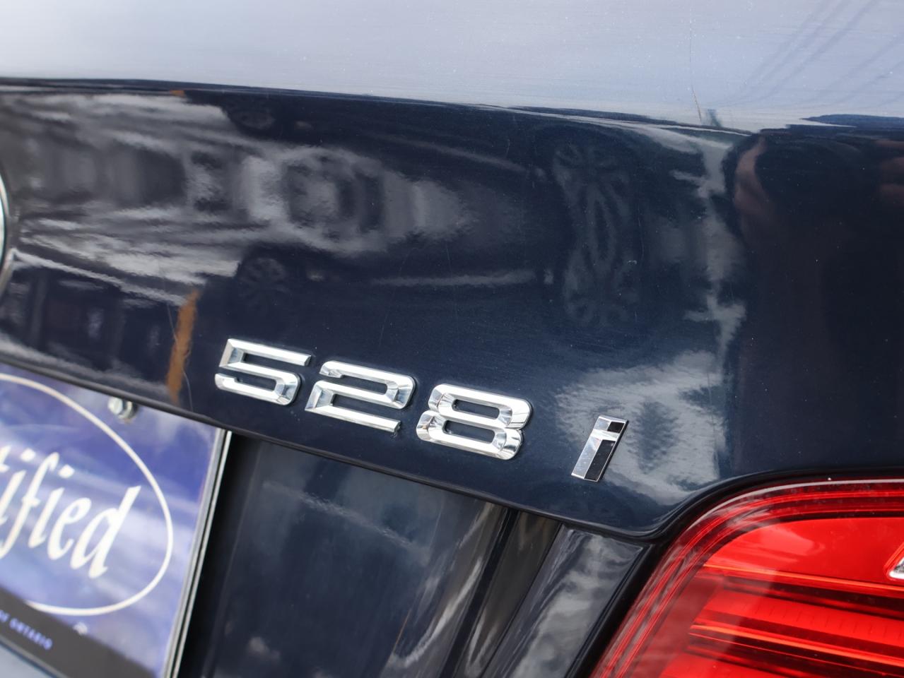 2016 BMW 5 Series 528i XDRIVE CERTIFIED NAV BLUETOOTH LEATHER HEATED SEATS SUNROOF CRUISE ALLOYS Photo