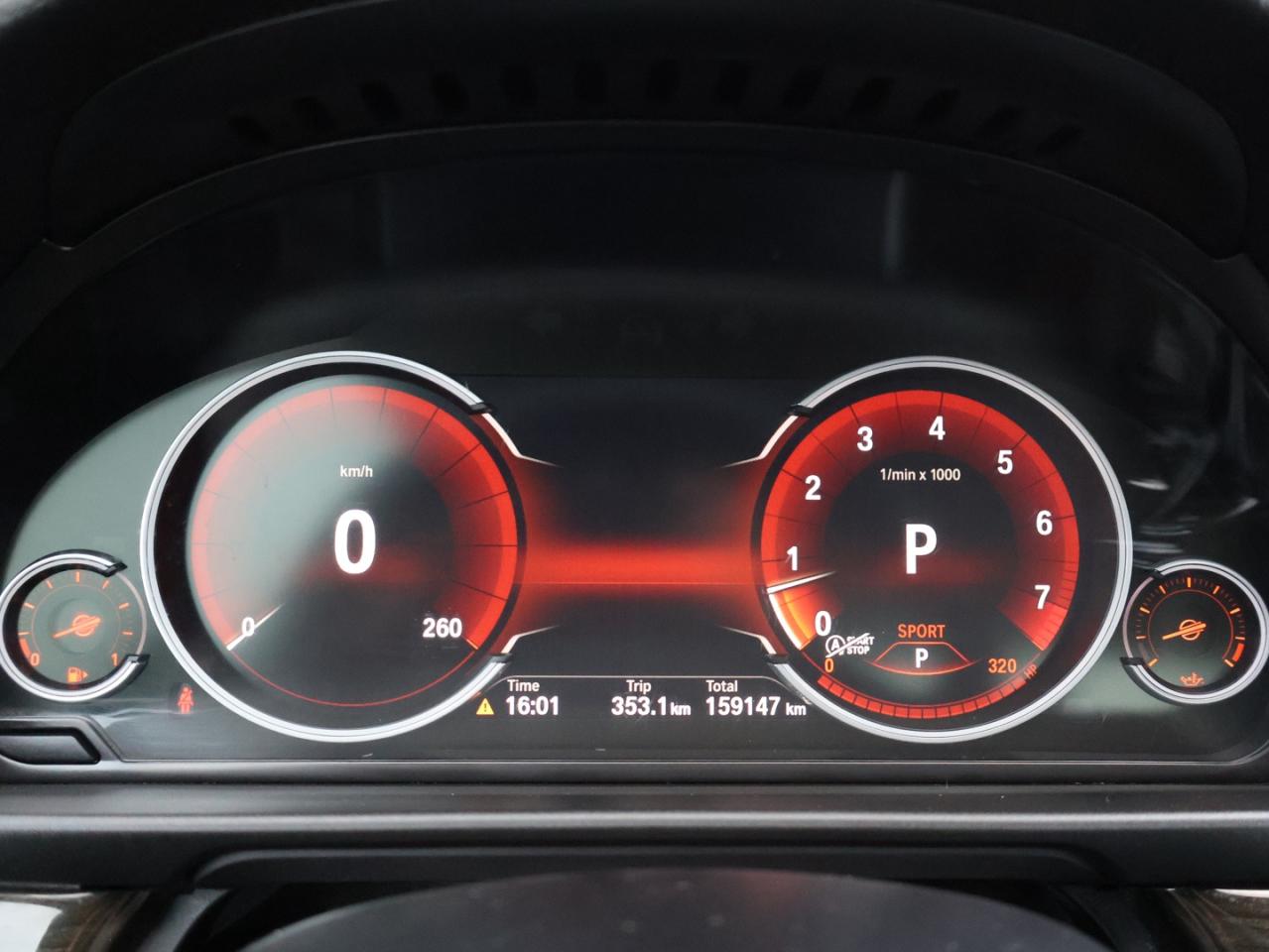 2016 BMW 5 Series 528i XDRIVE CERTIFIED NAV BLUETOOTH LEATHER HEATED SEATS SUNROOF CRUISE ALLOYS Photo