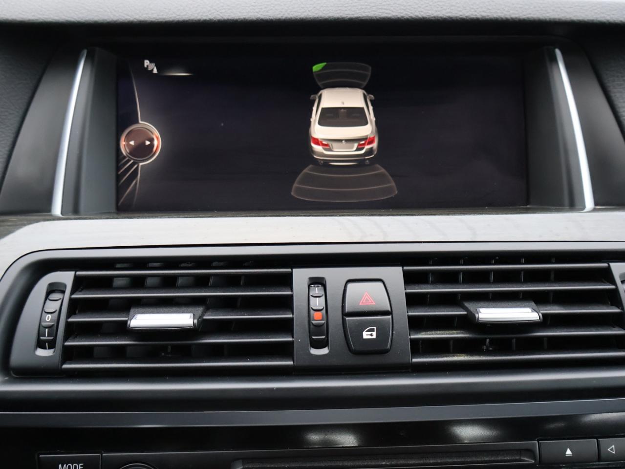 2016 BMW 5 Series 528i XDRIVE CERTIFIED NAV BLUETOOTH LEATHER HEATED SEATS SUNROOF CRUISE ALLOYS Photo