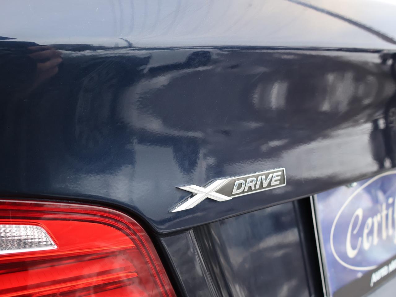 2016 BMW 5 Series 528i XDRIVE CERTIFIED NAV BLUETOOTH LEATHER HEATED SEATS SUNROOF CRUISE ALLOYS Photo