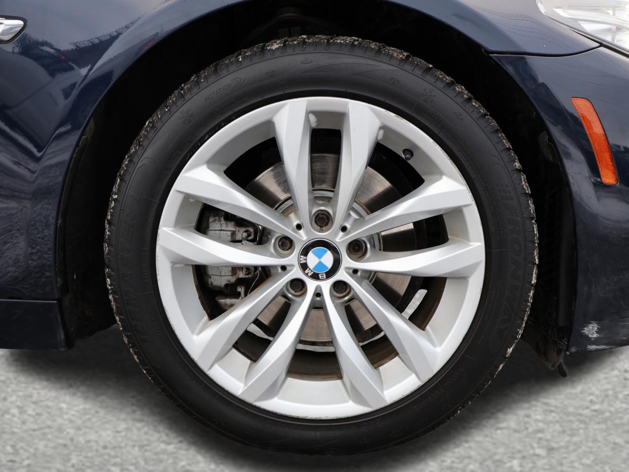 2016 BMW 5 Series 528i XDRIVE CERTIFIED NAV BLUETOOTH LEATHER HEATED SEATS SUNROOF CRUISE ALLOYS Photo