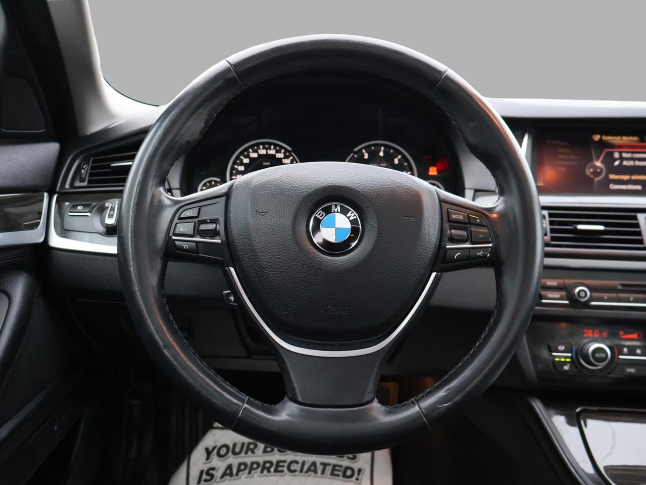 2016 BMW 5 Series 528i XDRIVE CERTIFIED NAV BLUETOOTH LEATHER HEATED SEATS SUNROOF CRUISE ALLOYS Photo