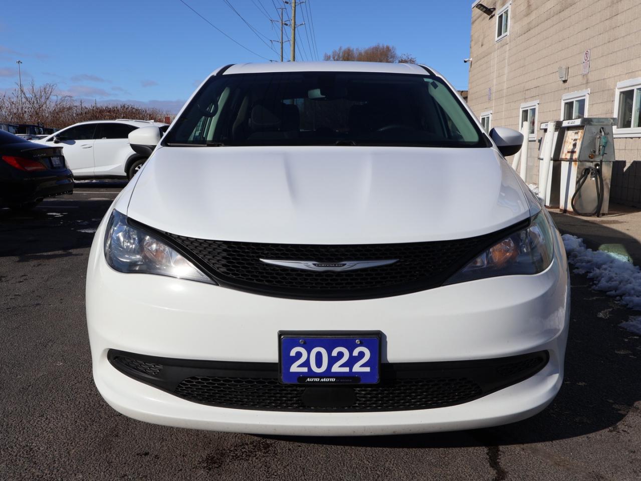 2022 Chrysler Pacifica TOURING  CERTIFIED *ACCIDENT FREE* CAMERA BLUETOOTH CRUISE ALLOYS Photo