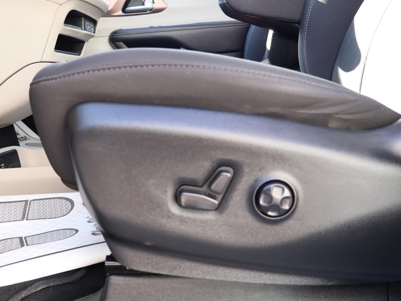 2022 Chrysler Pacifica TOURING  CERTIFIED *ACCIDENT FREE* CAMERA BLUETOOTH CRUISE ALLOYS Photo