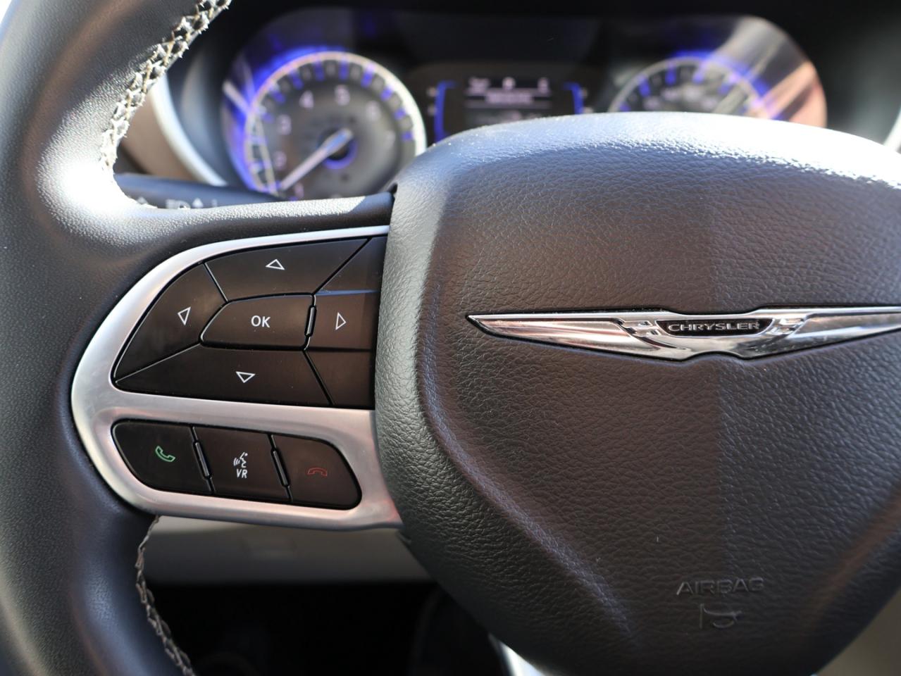 2022 Chrysler Pacifica TOURING  CERTIFIED *ACCIDENT FREE* CAMERA BLUETOOTH CRUISE ALLOYS Photo