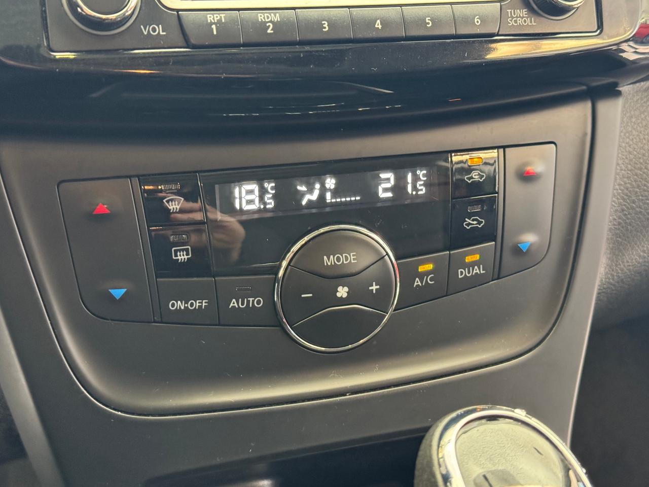 2018 Nissan Sentra SV+Camera+Heated Seats+A/C! Photo