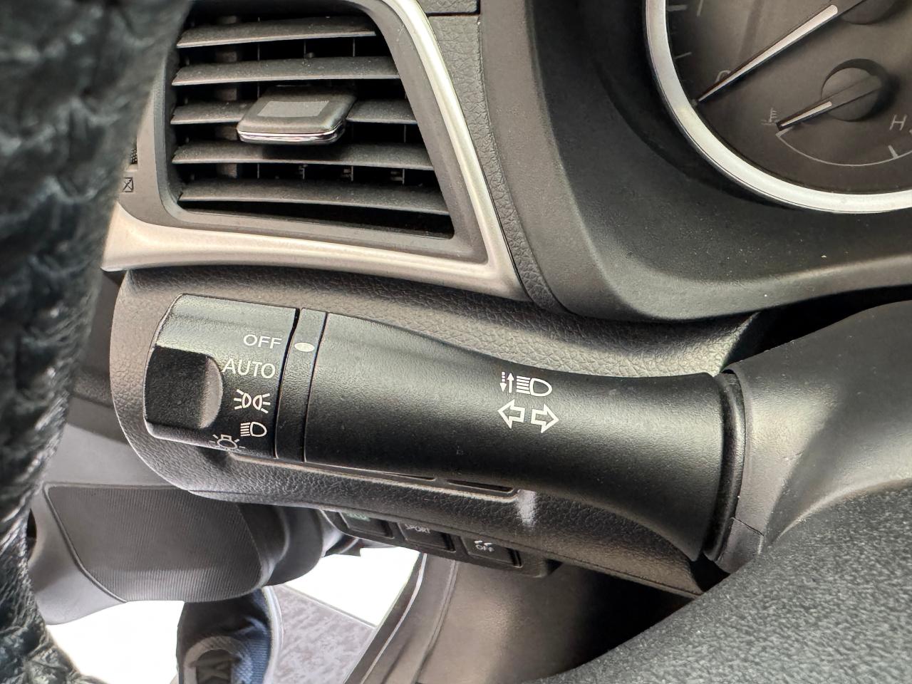 2018 Nissan Sentra SV+Camera+Heated Seats+A/C! Photo