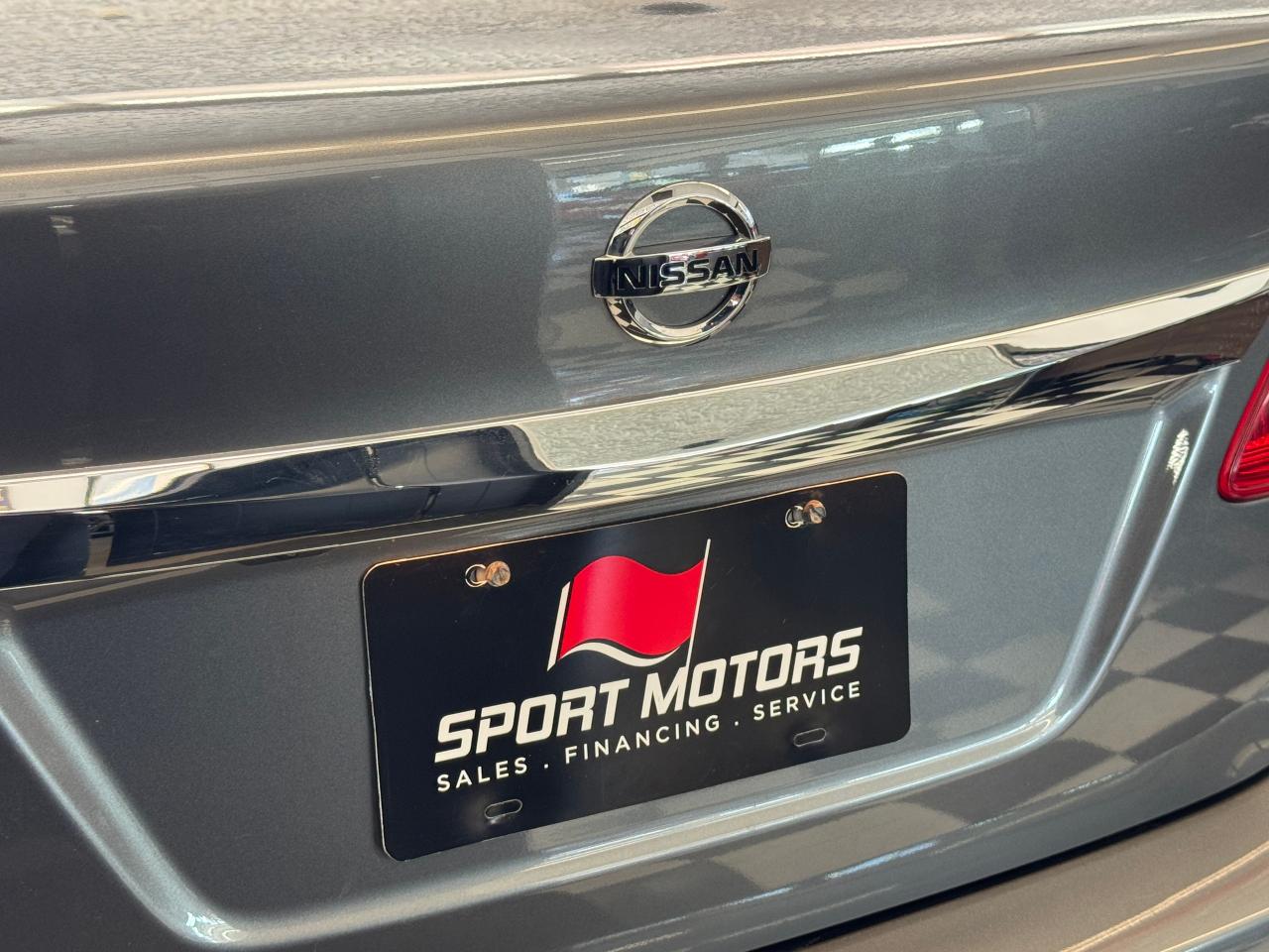 2018 Nissan Sentra SV+Camera+Heated Seats+A/C! Photo