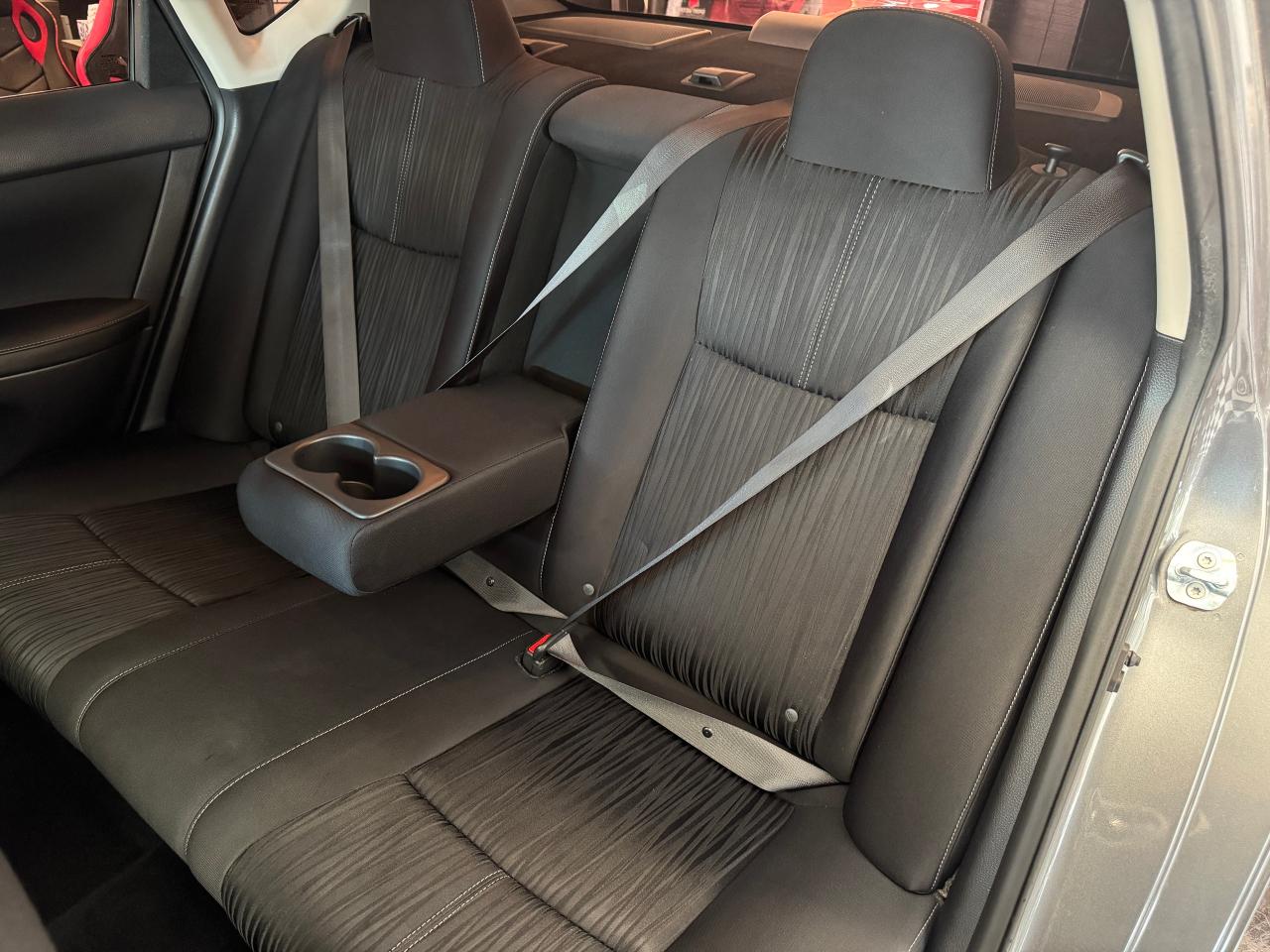 2018 Nissan Sentra SV+Camera+Heated Seats+A/C! Photo