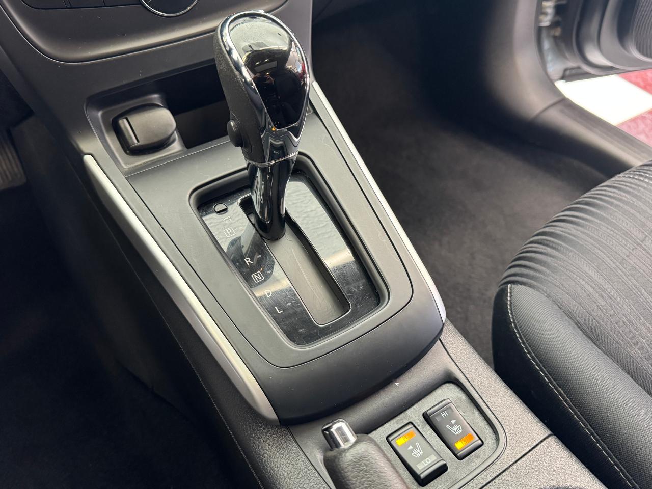 2018 Nissan Sentra SV+Camera+Heated Seats+A/C! Photo