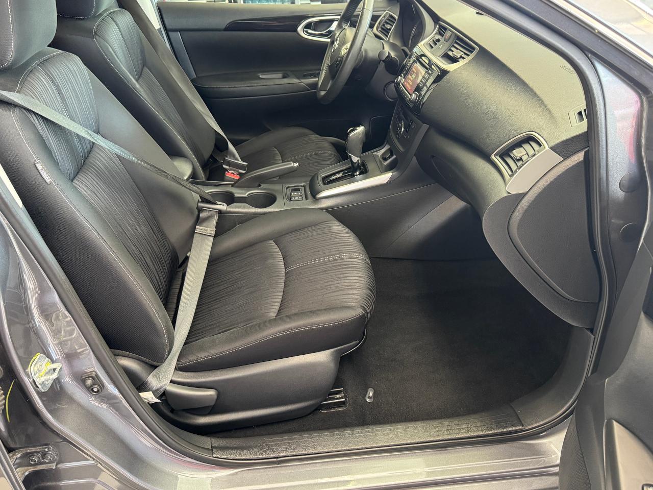 2018 Nissan Sentra SV+Camera+Heated Seats+A/C! Photo