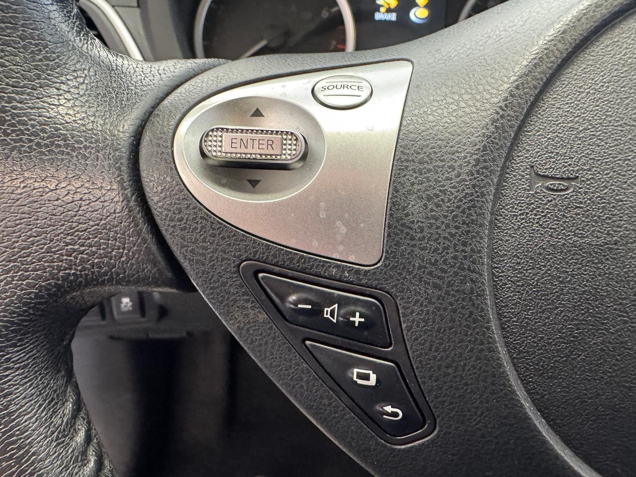 2018 Nissan Sentra SV+Camera+Heated Seats+A/C! Photo