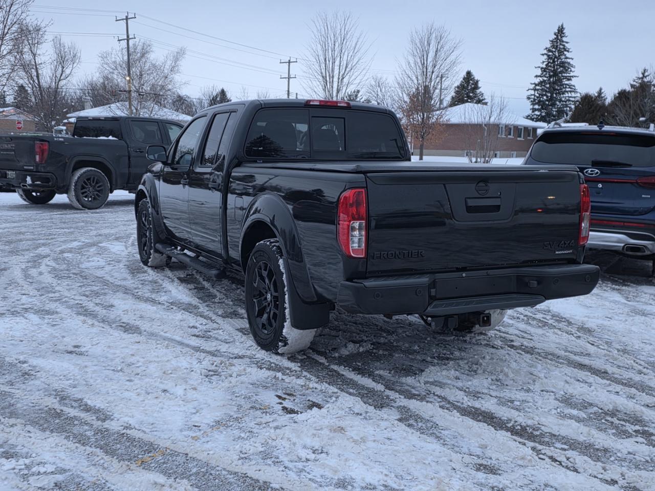 2019 Nissan Frontier SV Crew Cab LWB 5AT 4WD Photo