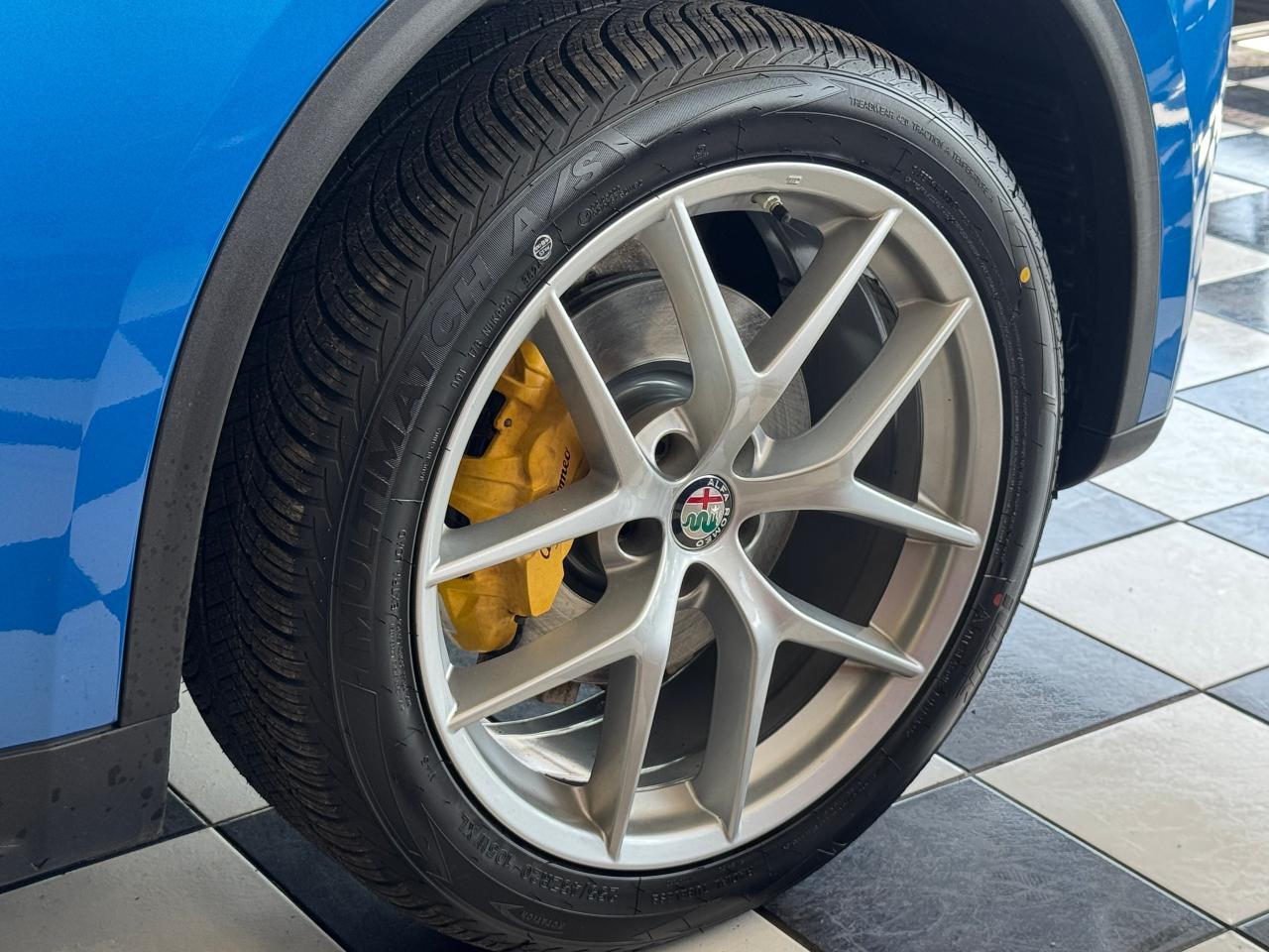 2018 Alfa Romeo Stelvio TI SPORT AWD+New Tires+Brakes+CLEAN CARFAX Photo