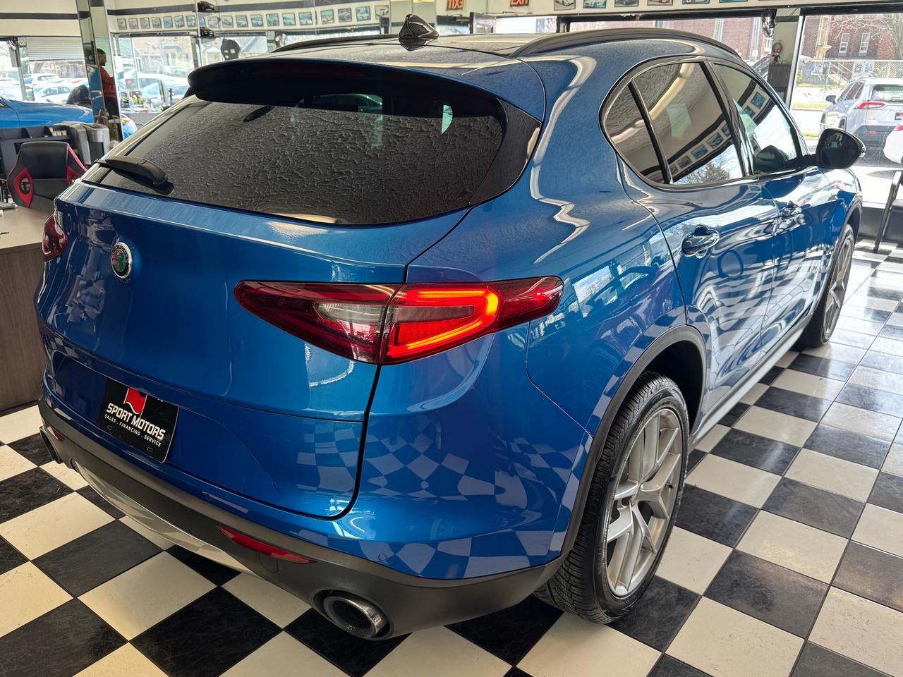 2018 Alfa Romeo Stelvio TI SPORT AWD+New Tires+Brakes+CLEAN CARFAX Photo