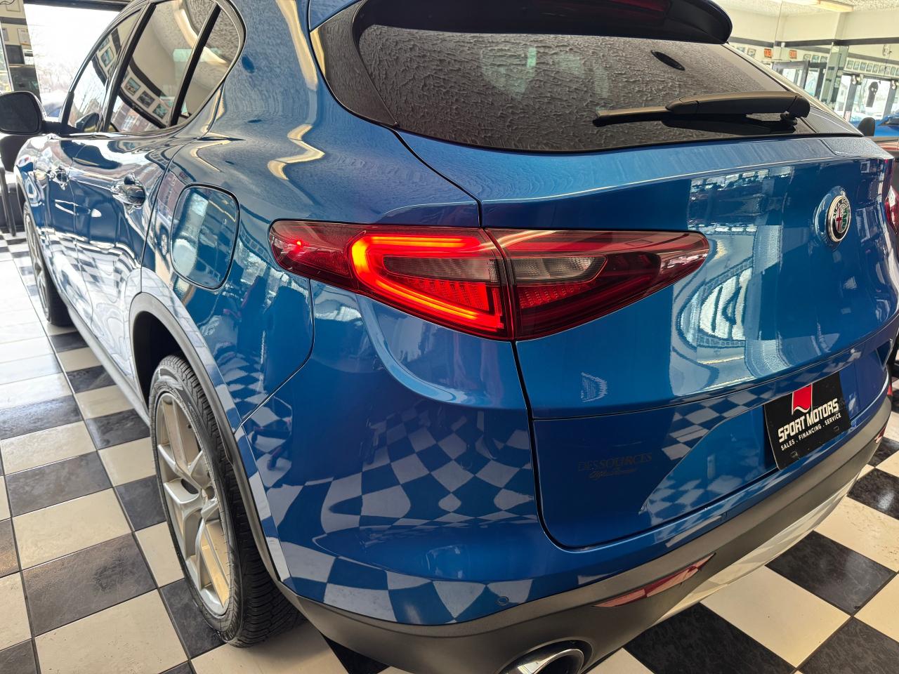 2018 Alfa Romeo Stelvio TI SPORT AWD+New Tires+Brakes+CLEAN CARFAX Photo