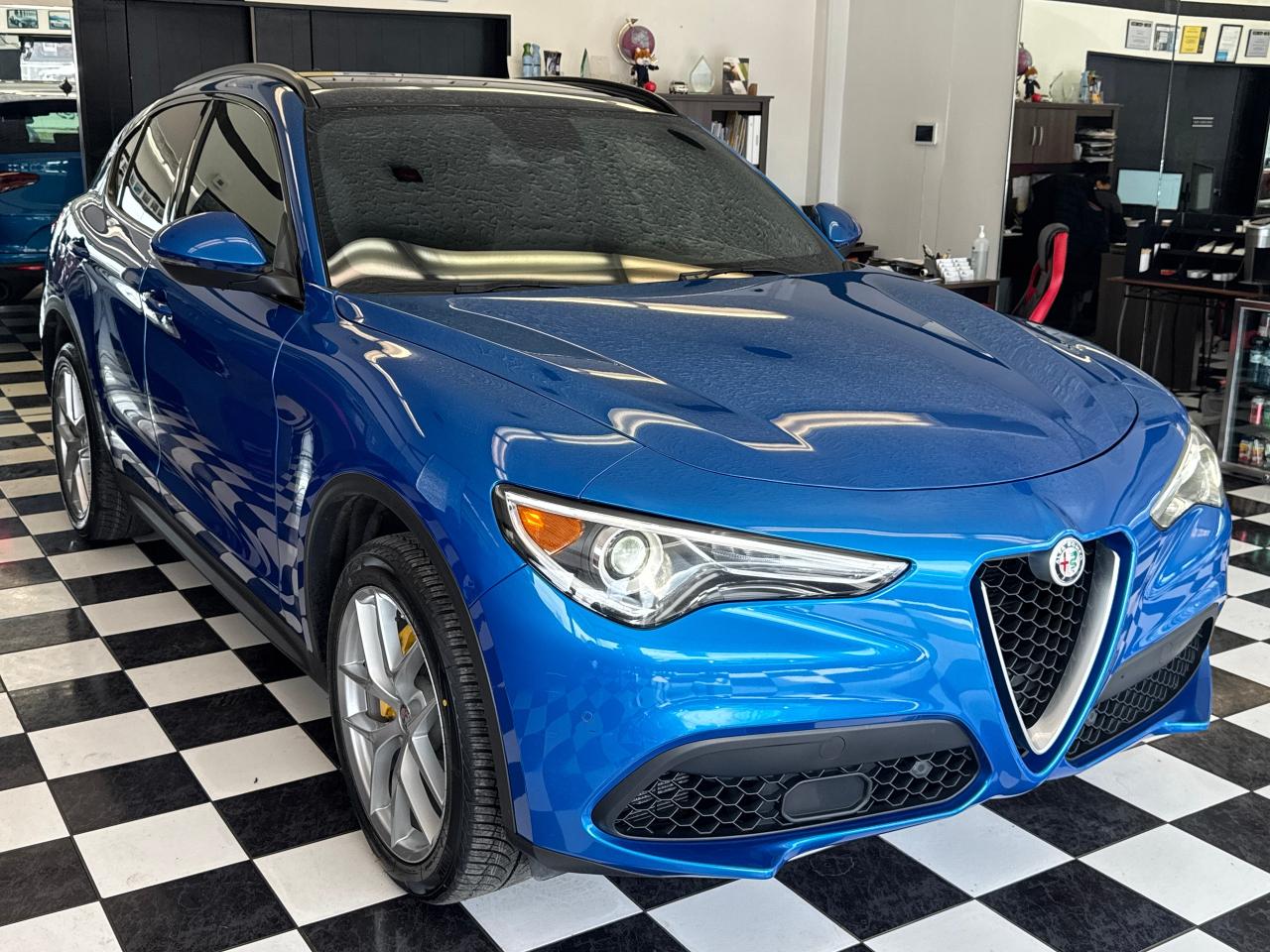 2018 Alfa Romeo Stelvio TI SPORT AWD+New Tires+Brakes+CLEAN CARFAX Photo