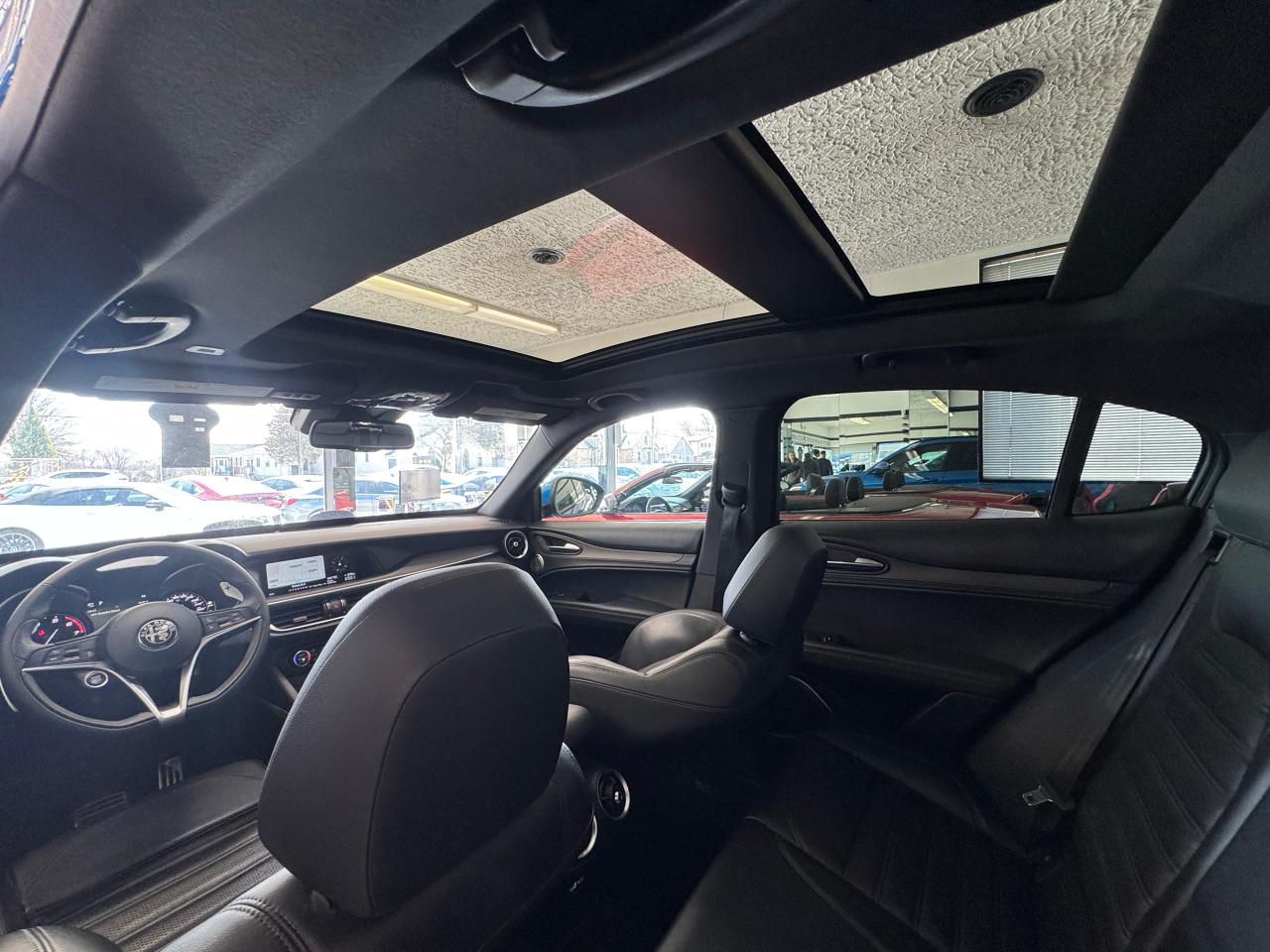 2018 Alfa Romeo Stelvio TI SPORT AWD+New Tires+Brakes+CLEAN CARFAX Photo