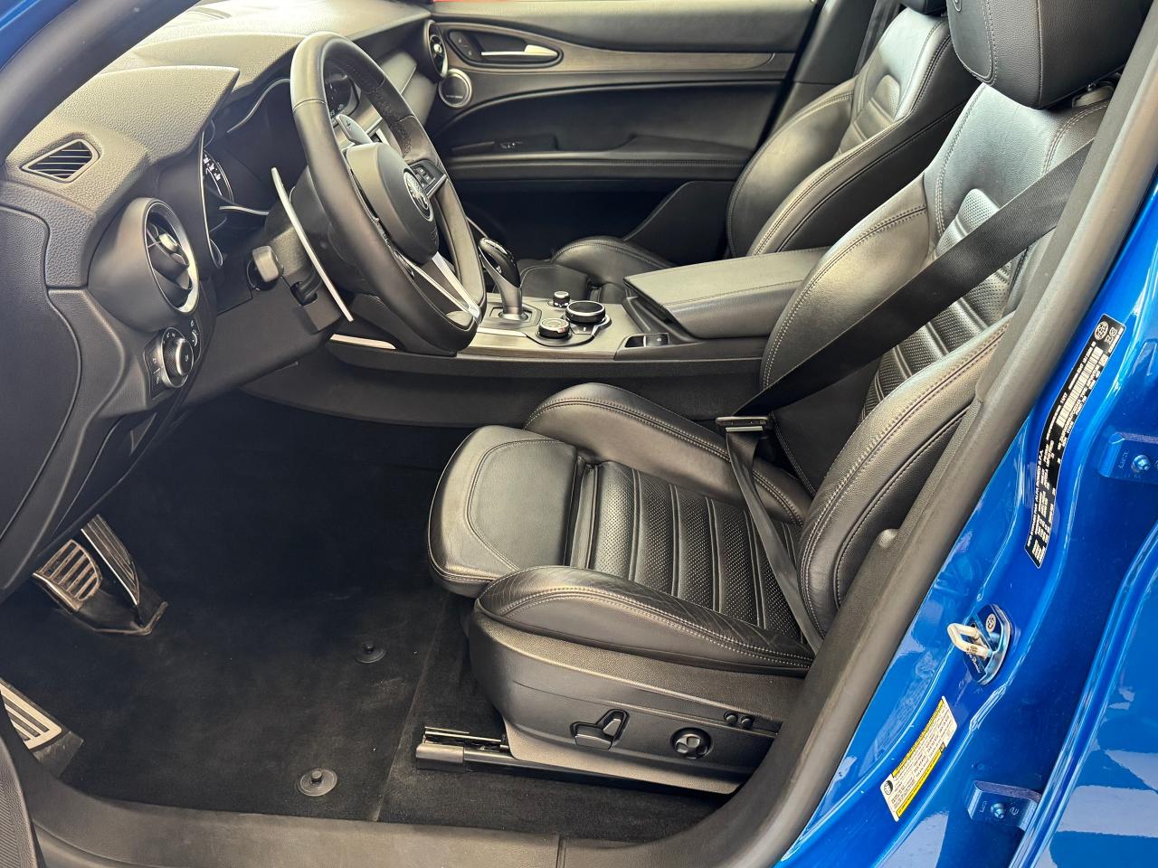 2018 Alfa Romeo Stelvio TI SPORT AWD+New Tires+Brakes+CLEAN CARFAX Photo