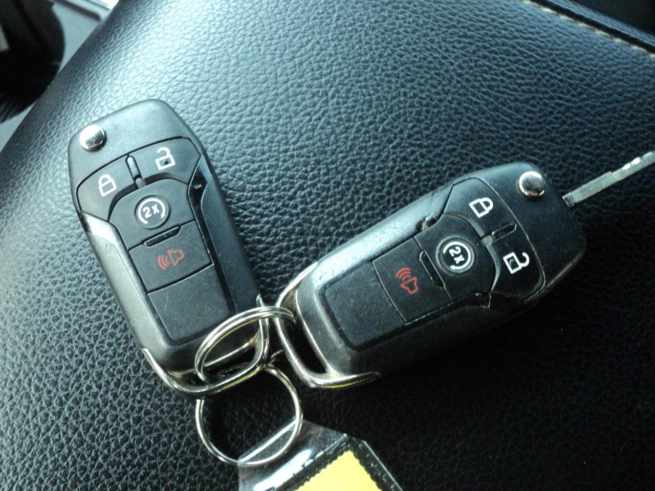 2018 Ford F-150 XLT SuperCrew 4WD 3.5L6cyl  5.5' Box HeatedSeats Photo