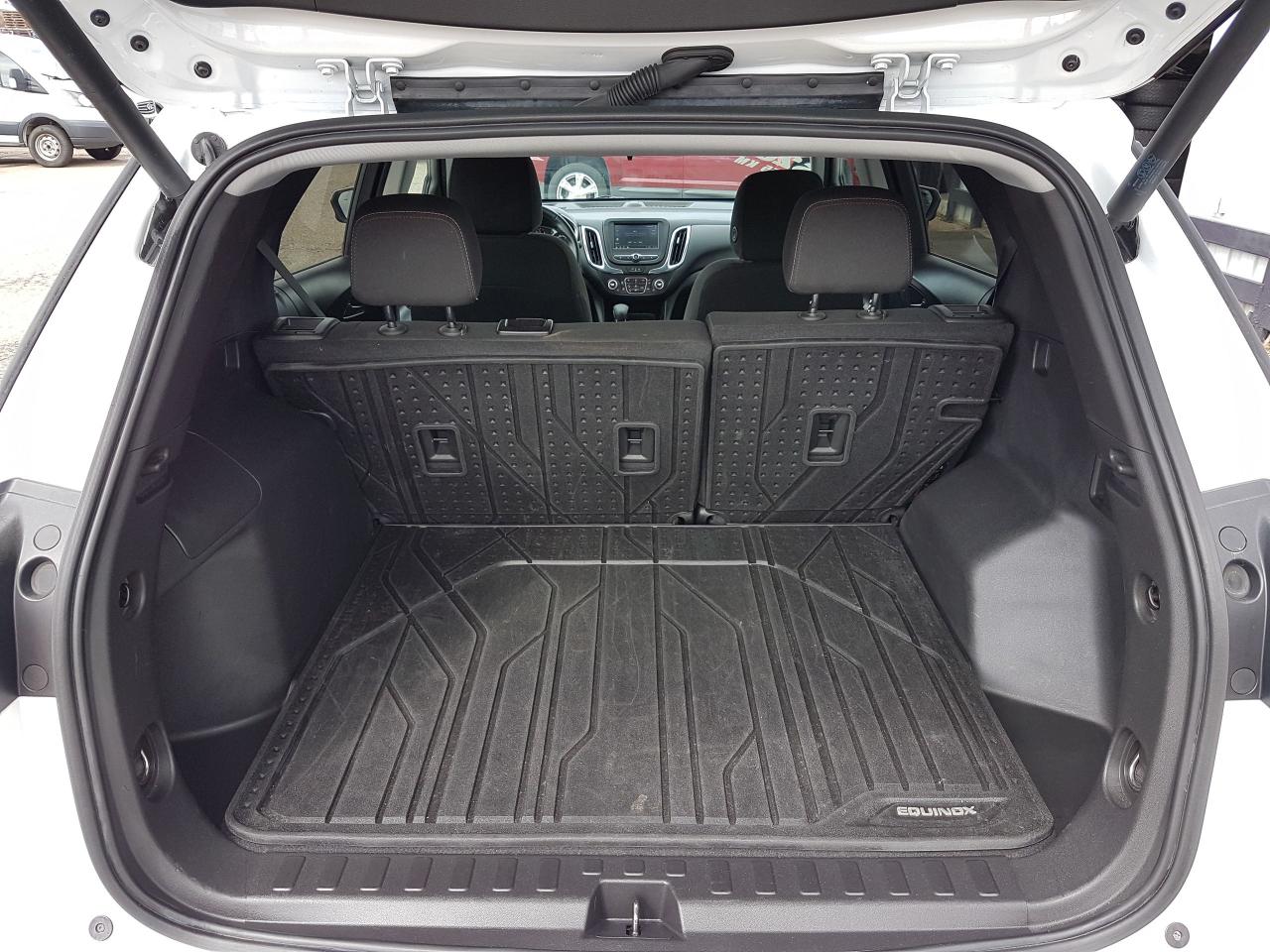 2023 Chevrolet Equinox LT AWD *HEATED SEATS* Photo